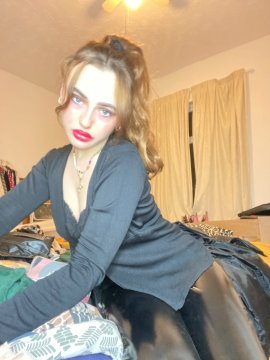 Lisa93 from New York,United States