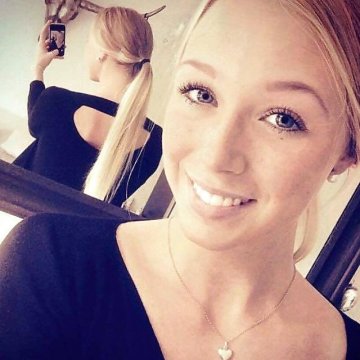 Caroline97 from New York,United States